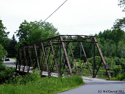 Weybridge bridge crossing Otter Creek